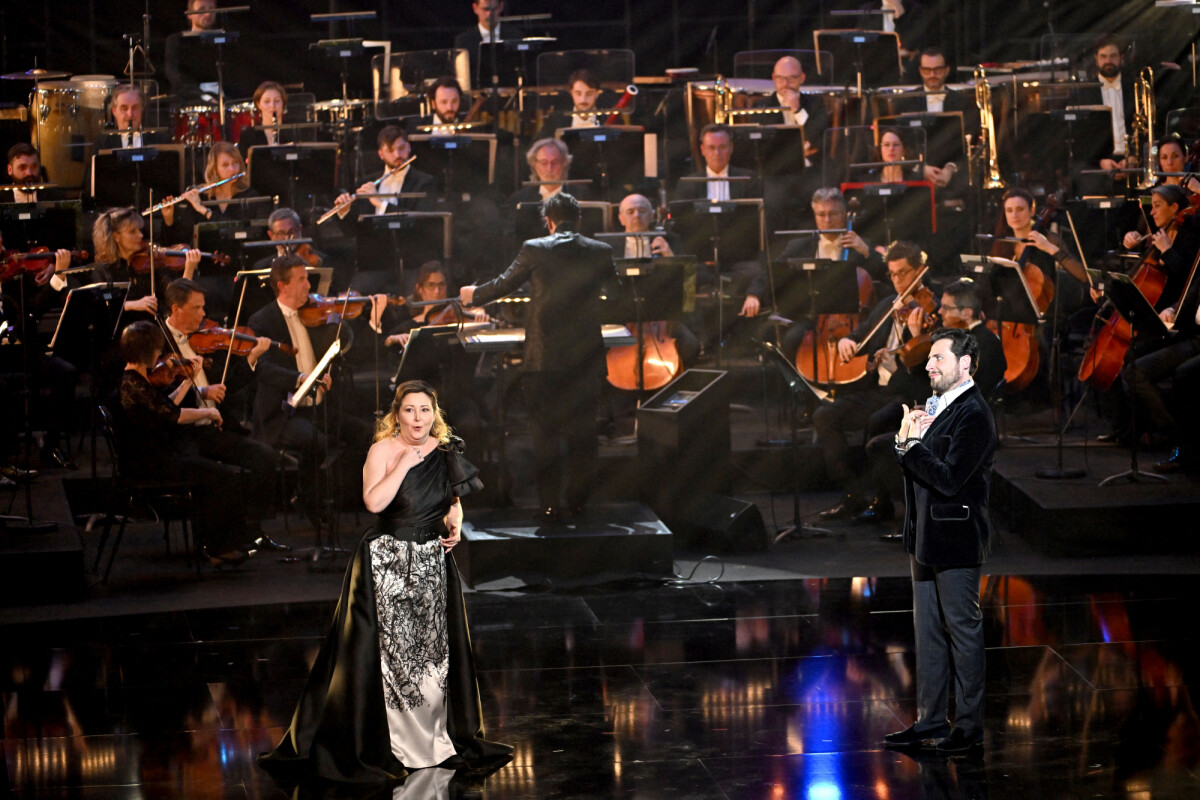 Photo La mezzo soprano Karine Deshayes et le baryton Florian