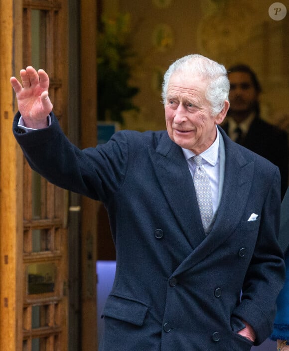 Charles III a été mis en danger la semaine dernière.
Le roi Charles III d'Angleterre quitte la London Clinic à Londres, Royaume Uni où le roi Charles avait subi une intervention pour une hypertrophie de la prostate. © Tayfun Salci/ZUMA Press/Bestimage 