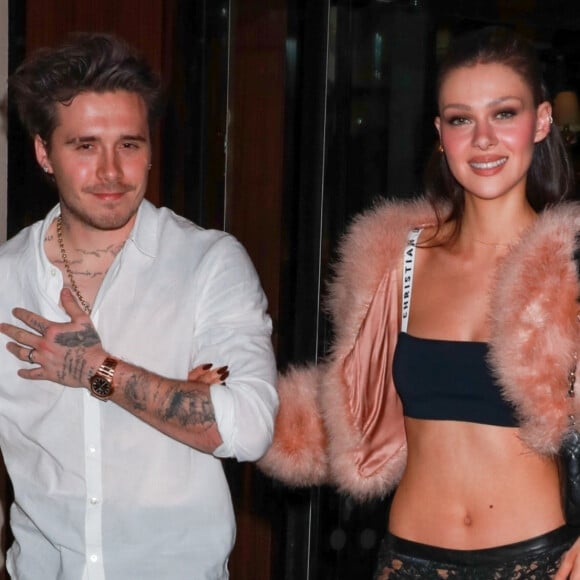 Ils sont actuellement en France, à Paris, pour profiter de la Fashion Week et de ses défilés.
Brooklyn Beckham et Nicola Peltz vont dôiner au restaurant Matsuhisa, au Royal Monceau. Le 3 mars 2024.