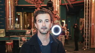 Renan Luce : Son mariage avec Lola Séchan avait fuité, un membre de la famille beaucoup trop bavard