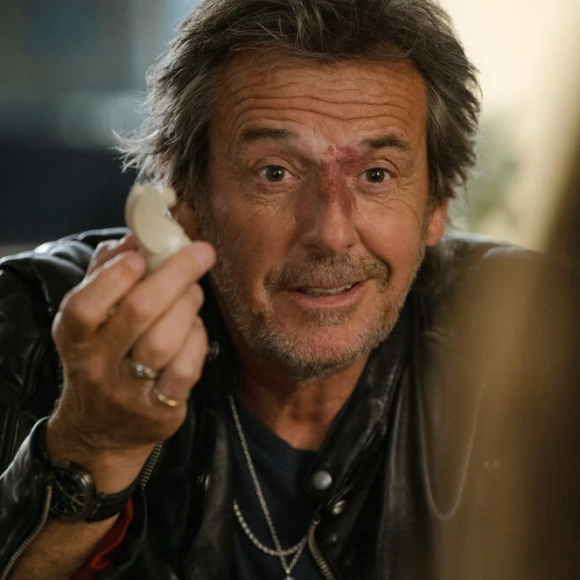 Ils s'amusent comme des petits fous sur le tournage... c'est une certitude !
Jean-Luc Reichmann dans la série "Léo Mattéï, brigade des mineurs".