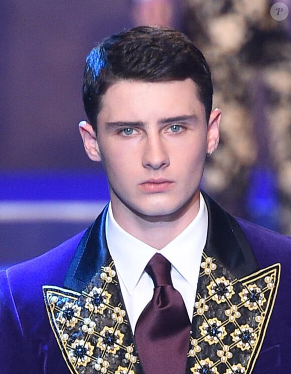 Noe Elmaleh, fils de G. Elmaleh et de A. Brochet - Dolce Gabbana : Les célébrités défilent lors de la fashion week de Milan le 13 janvier 2018.