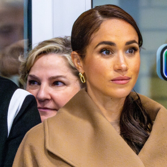 Il a également affirmé à Page Six que Meghan Markle ne laisserait jamais passer de telles erreurs mais il semble avoir oublié la carte de voeux des Sussex en 2019
Le prince Harry, duc de Sussex et Meghan Markle, duchesse de Sussex, se joignent participent à un entraînement de curling aux Invictus Games Vancouver Whistler 2025, au Hillcrest Community Centre, Vancouver, Colombie-Britannique, Canada, le 16 février 2024.