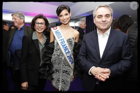 Rachida Dati, Eve Gilles, Miss France 2024 et Xavier Bertand. Lille, Auditorium du Nouveau Siècle, le 15 Mars 2024. © Alain Guizard/Bestimage