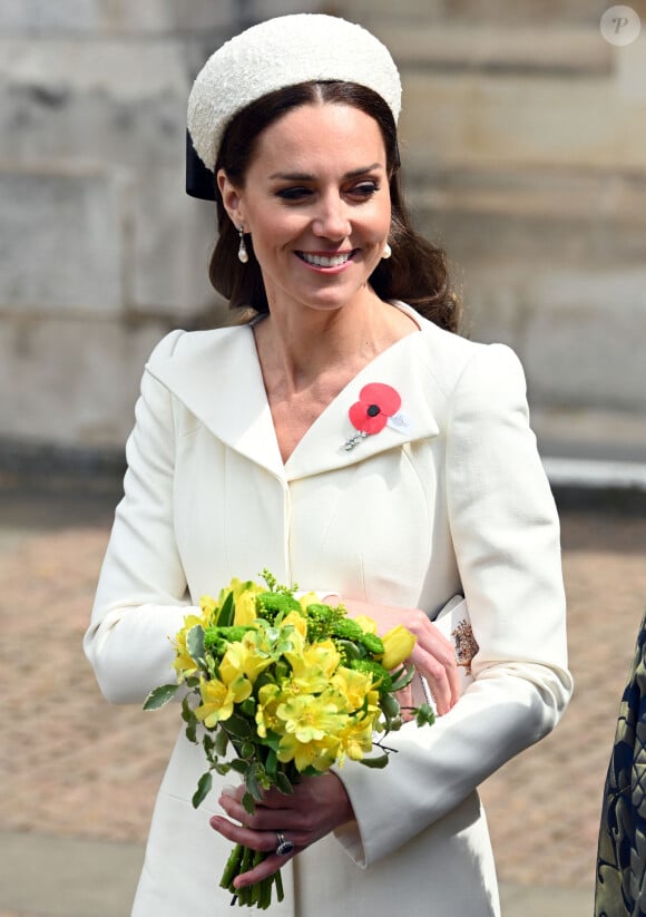 Le prince William, duc de Cambridge, et Catherine (Kate) Middleton, duchesse de Cambridge, assistent à un service à l'abbaye de Westminster commémorant l'Anzac Day à Londres, le 25 avril 2022. 