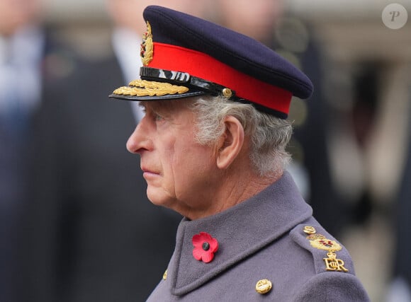 Tout le monde veut savoir s'ils ont tenté de faire la même chose avec celui du monarque britannique
Le roi Charles III d'Angleterre - Les membres de la famille royale d'Angleterre et les personnalités lors du "Remembrance Sunday Service" à Londres le 13 novembre 2022. 