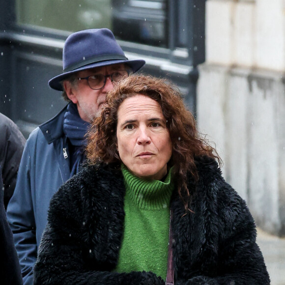 Mazarine Pingeot a rendu un dernier hommage à l'homme politique décédé à 76 ans
 
Mazarine Pingeot - Obsèques de l'ancien ministre de la Culture Frédéric Mitterrand en l'Église Saint-Thomas d'Aquin à Paris. Le 26 mars 2024 © Moreau-Jacovides / Bestimage