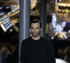 L'une des choses les plus remarquées chez la Première dame par exemple, ce sont ses jupes. 
Nicolas Ghesquière, directeur créatif chez Louis Vuitton - Défilé Louis Vuitton Femme Automne/Hiver 2024-2025 dans le cadre de la Fashion Week de Paris, le 5 mars 2024. 