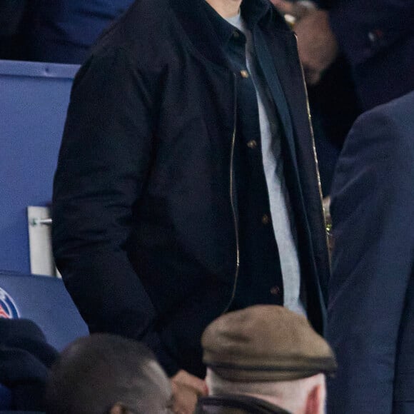 Michael Goldman - Célébrités dans les tribunes lors du quart de finale aller de Ligue des champions: Le PSG s'est incliné à domicile face au FC Barcelone (2-3) au Parc des Princes à Paris le 10 avril 2024. © Cyril Moreau/Bestimage