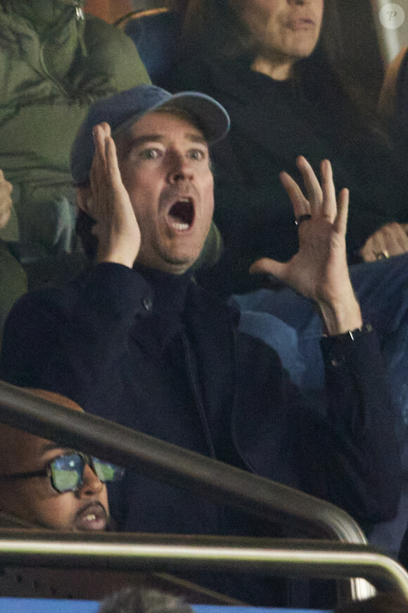 Antoine Arnault - Célébrités dans les tribunes lors du quart de finale aller de Ligue des champions: Le PSG s'est incliné à domicile face au FC Barcelone (2-3) au Parc des Princes à Paris le 10 avril 2024. © Cyril Moreau/Bestimage