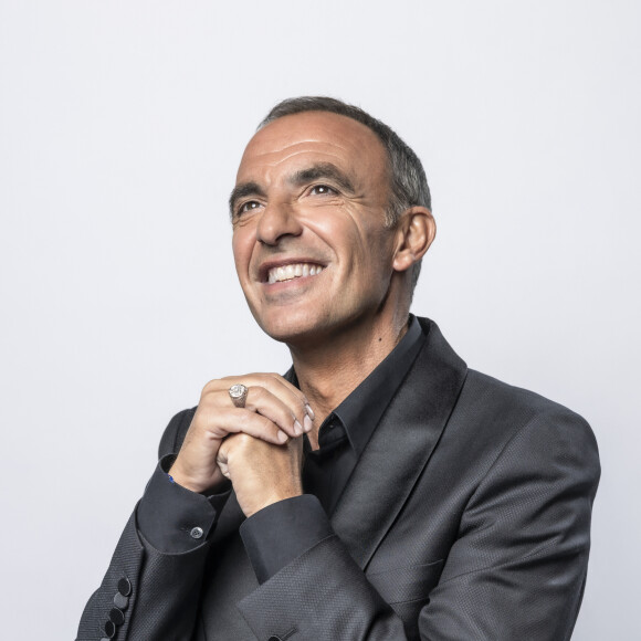 Difficile pour la production et la ville de Nimes de trouver une date
Exclusif - Nikos Aliagas - Enregistrement de l'émission "La chanson secrète", présentée par N.Aliagas et diffusée le 1er décembre sur TF1 © Guillaume Gaffiot-Cyril Moreau / Bestimage 