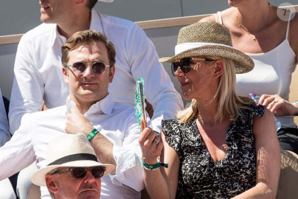 Laurence Ferrari et son mari Renaud Capuçon dans les tribunes lors des internationaux de tennis de Roland Garros à Paris, France, le 2 juin 2019. © Jacovides-Moreau/Bestimage