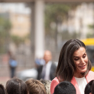 Le roi Felipe VI et la reine Letizia d'Espagne, assistent aux National Innovation and Design Awards au Miller Building à Las Palmas, le 11 avril 2024. 