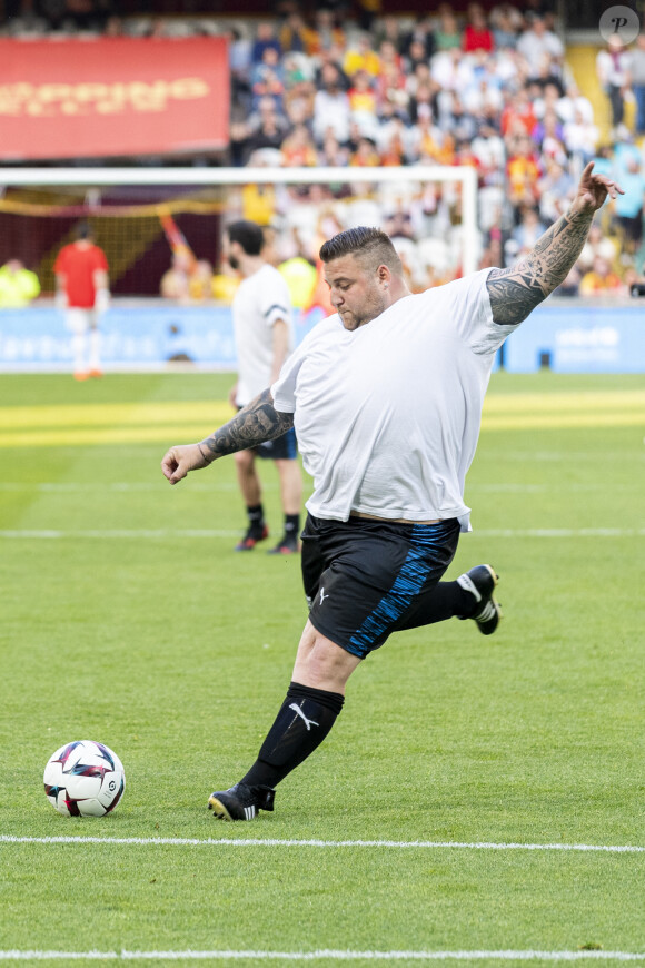 "C'est dangereux de faire ça", lui a dit Mel Charlot.
Exclusif - Nico Capone - 3ème édition de la rencontre de football caritative "Match des héros" entre le "RC Lens Légendes" et "L'équipe Unicef" au stade Bollaert-Delelis à Lens le 6 juin 2023. © Pierre Perusseau / Bestimage