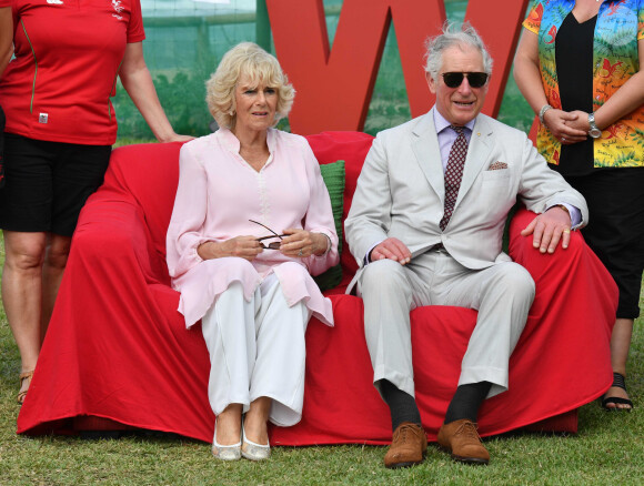 Charles et Camilla visitant le village des athlètes des 21ème Jeux du Commonwealth. Gold Coast, Asutralie, le 5 avril 2018.