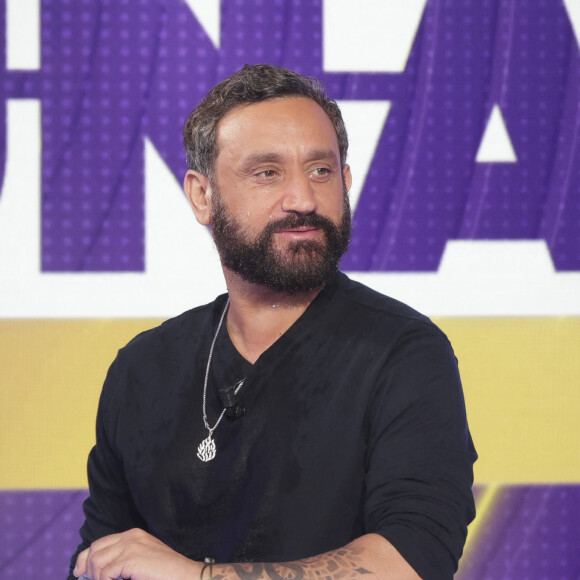 Exclusif - Cyril Hanouna sur le plateau de l’enregistrement de l’émission « Face à Hanouna » présentée par C.Hanouna et diffusée sur C8 le 13 avril 2024, à Paris, France, le 11 avril 2024. © Jack Tribeca / Bestimage