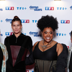 Il a évoqué cette saison 13 qui est "géniale", car la production s'est recentrée sur la danse et le parcours des stars.
qui Jean-Marc Généreux, Fauve Hautot, Mel Charlot, Chris Marques - Photocall pour le lancement de la nouvelle saison de l'émission "Danse avec les stars 2024 (DALS)" à la Tour TF1 à Boulogne-Billancourt. Le 25 janvier 2024 © Christophe Clovis / Bestimage