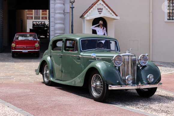 Défilé de voitures de la collection du Prince Rainier de Monaco, dans le cadre des célébrations de son centenaire, à Monaco, le 31 mai 2023. © Claudia Albuquerque / Bestimage