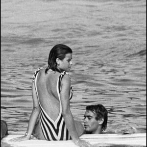 Archives - La princesse Stéphanie de Monaco et Anthony Delon à St-Tropez. 1984.