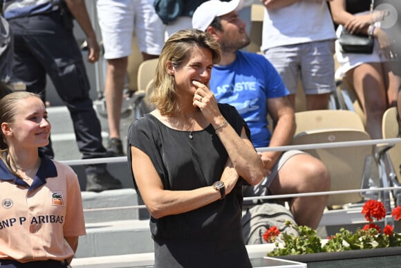 Amélie Mauresmo aux Internationaux de France de tennis de Roland Garros 2023 à Paris, France, le 8 juin 2023. © Chryslene Caillaud/Panoramic/Bestimage 