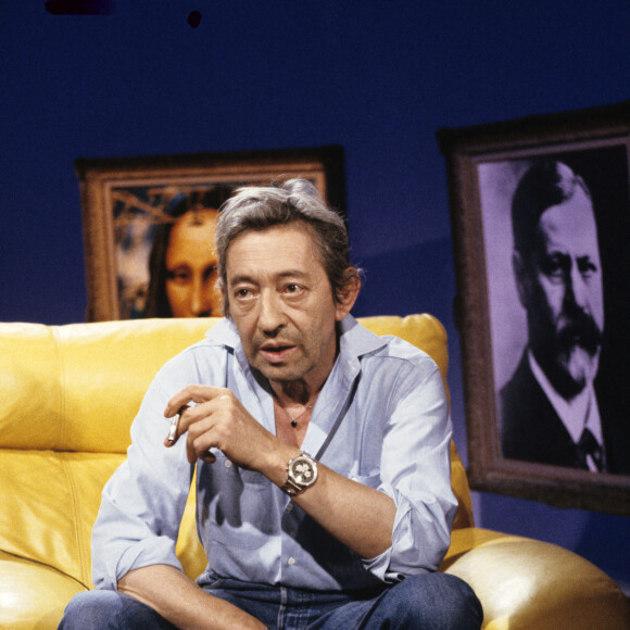 Archives - En France, à Paris, Serge Gainsbourg sur un plateau de télévision en aout 1989. © Jean-Claude Colin via Bestimage