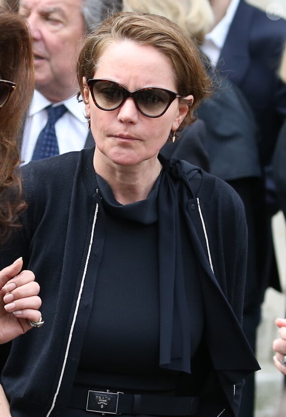 Cendrine Dominguez - Sorties des obsèques de Patrice Dominguez en la basilique Sainte Clotilde à Paris. Le 16 avril 2015