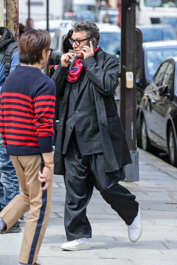 Marc Lavoine - Arrivées aux obsèques du prince Jean-Stanislas Poniatowski en l'Eglise polonaise à Paris, France, le 29 avril 2024. © Jacovides-Moreau/Bestimage