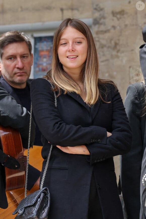 Tess Rambaldi - Arrivées aux obsèques du prince Jean-Stanislas Poniatowski en l'Eglise polonaise à Paris, France, le 29 avril 2024. © Jacovides-Moreau/Bestimage