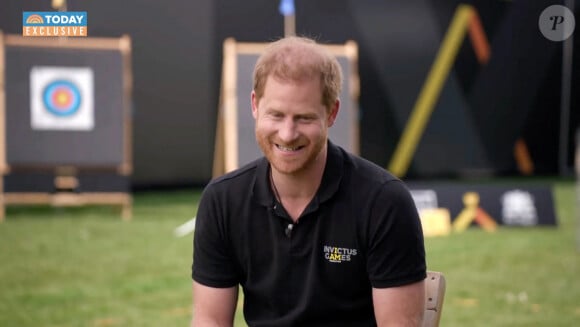 Il donnera une lecture en la cathédrale Saint-Paul pour les 10 ans des Invictus Games le 8 mai prochain
Le prince Harry donne une interview pour le "Today Show" à La Haye, le 19 avril 2022. © JLPPA/Bestimage 