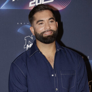 Le chanteur Kendji Girac vit une grande partie de l'année dans une caravane.
CANNES, novembre Kendji Girac assiste à la 25ème édition des NRJ Music Awards à Cannes, France. Photo par JLPPA/ABACAPRESS.COM