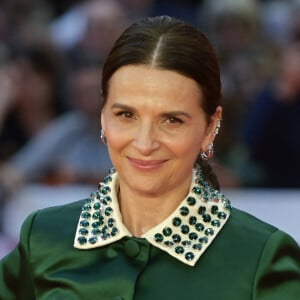 Juliette Binoche, porte une robe conçue spécialement pour elle par Prada, à la première du film "La Passion de Dodin Bouffant" (The Pot Au Feu) lors du 18ème Rome International Film Festival, à l'auditorium Parco Della Musica de Rome, Italie, le 21 octobre 2023. © Mario Cartelli/SOPA Images/ZUMA Press/Bestimage 