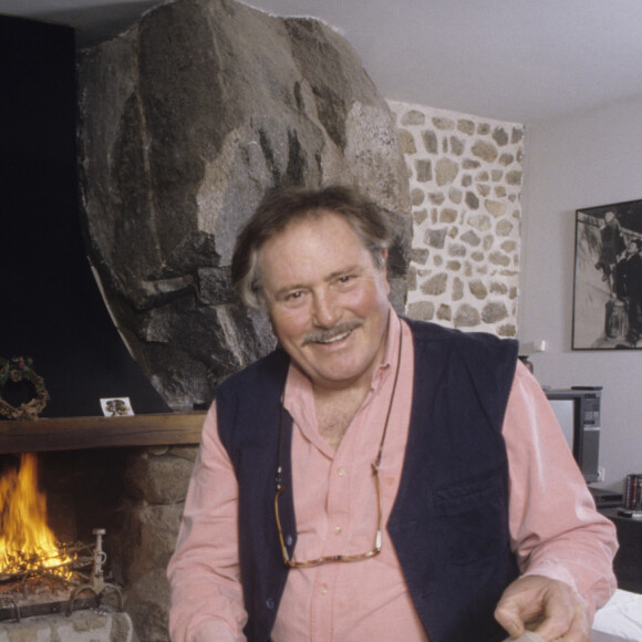 Archives - Rendez-vous avec Victor Lanoux à son domicile à La Chapelle-Taillefert dans la Creuse