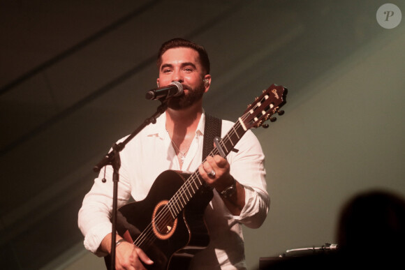 Exclusif - Kendji Girac - Célébration des 10 ans du centre commercial Beaugrenelle à Paris, France. Le 12 octobre 2023. © Christophe Clovis / Bestimage 