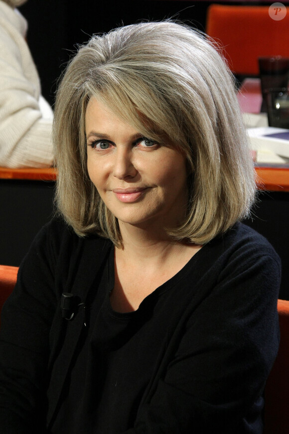 Archives - Nathalie Rheims lors de l'émission "Au Field de la Nuit" présentée par Michel Field sur TF1 à Paris, le 29 octobre 2009.