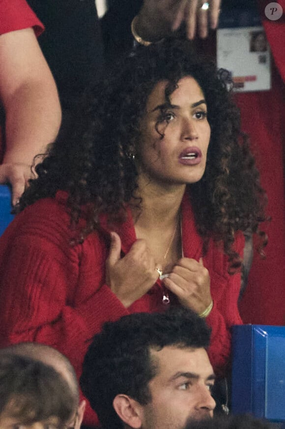 Sabrina Ouazani - Célébrités dans les tribunes de la demi-finale retour de Ligue des champions entre le PSG face au Borussia Dortmund (0-1) au Parc des Princes à Paris le 7 mai 2024. © Cyril Moreau/Bestimage