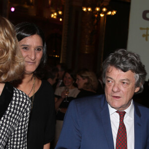 Le couple s'est dit 'oui' en 2005
Exclusif - Béatrice Schönberg et son mari Jean-Louis Borloo - Dîner de Gala pour la Fondation Akuo au Grand Hotel InterContinental à Paris, le 19 novembre 2015. Ce dîner a été précédé de la projection du documentaire "Demain" de Mélanie Laurent et Cyril Dion en avant-première privée, film pour lequel la Fondation Akuo avait collecté des fonds. L'objectif est double: il s'agit d'abord de montrer des solutions éprouvées pour répondre aux défis du changement climatique, ce dont le film se fait le témoin avec beaucoup de conviction. Il s'agit également de lever des fonds supplémentaires pour la poursuite des activités de la Fondation Akuo soutenant des projets de développement durable dans le monde entier. Cet événement prend tout son sens dans l'actualité brûlante du Sommet de Paris pour le Climat. © Denis Guignebourg/Bestimage 