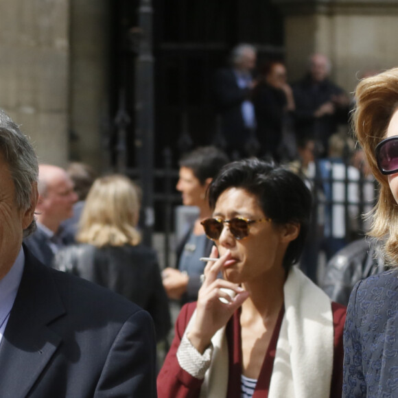 Jean-Louis Borloo et sa femme Béatrice Schönberg - Sorties des obsèques de Patrice Dominguez en la basilique Sainte Clotilde à Paris. Le 16 avril 2015 