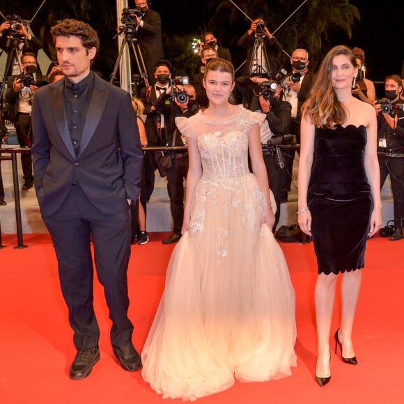 Louis Garrel, Julia Boeme et Laetitia Casta au Festival de Cannes 2021. Photo by David Niviere/ABACAPRESS.COM