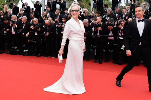 Meryl Streep - Montée des marches du film " Le deuxième acte " pour la cérémonie d'ouverture du 77ème Festival International du Film de Cannes, au Palais des Festivals à Cannes. Le 14 mai 2024 © Olivier Borde / Bestimage 