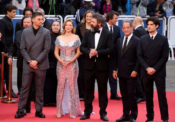 Raphaël Quenard, Léa Seydoux, Quentin Dupieux, Vincent Lindon, Louis Garrel - Montée des marches du film " Le deuxième acte " pour la cérémonie d'ouverture du 77ème Festival International du Film de Cannes, au Palais des Festivals à Cannes. Le 14 mai 2024 © Jacovides / Moreau / Bestimage