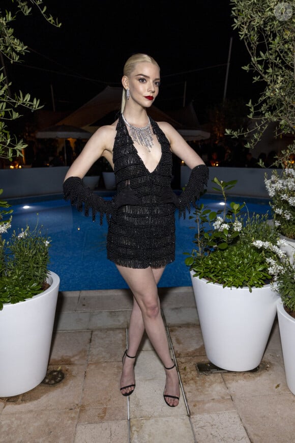 La star américaine Anya Taylor-Joy a fait le déplacement pour cette soirée Dior et Madame Figaro

Exclusif - Anya Taylor-Joy - Photocall du dîner Dior Madame Figaro à la "Terrasse by Albane" sur le rooftop de l'hôtel JW Marriott lors du 77ème Festival International du Film de Cannes le 15 mai 2024. © Olivier Borde/Bestimage