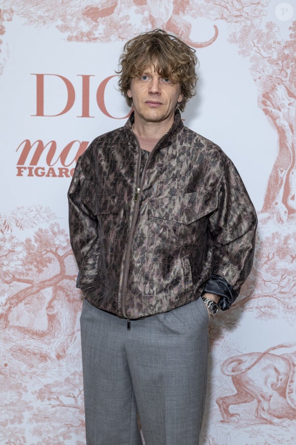 Exclusif - Alex Lutz - Photocall du dîner Dior Madame Figaro à la "Terrasse by Albane" sur le rooftop de l'hôtel JW Marriott lors du 77ème Festival International du Film de Cannes le 15 mai 2024. © Olivier Borde/Bestimage No Web - Belgique et Suisse  Exclusive - For Germany call for price - Photocall of the Dior Madame Figaro dinner at the "Terrasse by Albane" on the rooftop of the JW Marriott hotel during the 77th Cannes International Film Festival on May 15, 2024.