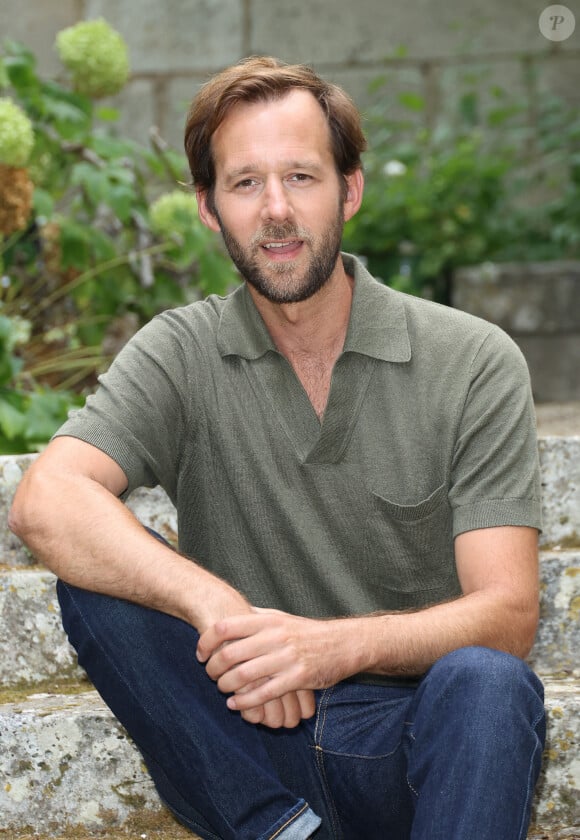 Benjamin Lavernhe - Photocall du film "L'Abbé Pierre" lors de la 16ème édition du festival du film francophone (FFA) de Angoulême le 26 août 2023. © Coadic Guirec / Bestimage 