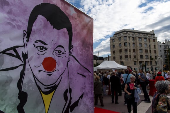 La ville de Montrouge rend hommage à Coluche, Montrouge le 19 juin 2019. © Pierre Perusseau/Bestimage 