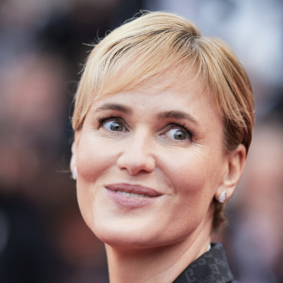 Judith Godrèche poursuit son combat contre les violences sexuelles dans le cinéma. 
Judith Godrèche - Montée des marches du film " Furiosa : A Mad Max Saga " lors du 77ème Festival International du Film de Cannes, au Palais des Festivals à Cannes. © Jacovides-Moreau / Bestimage 