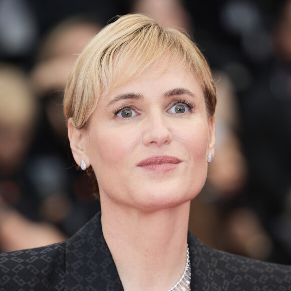 Judith Godrèche - Montée des marches du film " Furiosa : A Mad Max Saga " lors du 77ème Festival International du Film de Cannes, au Palais des Festivals à Cannes. Le 15 mai 2024 © Jacovides-Moreau / Bestimage 
