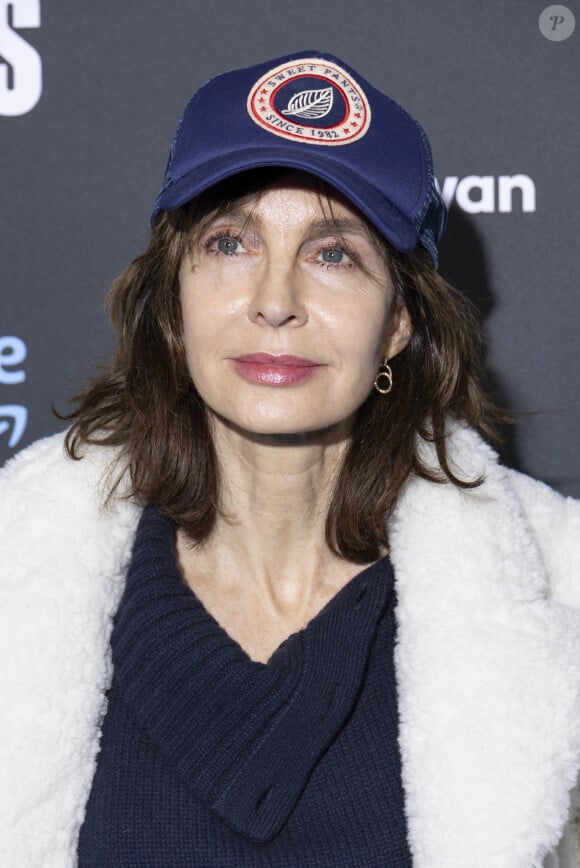 Anne Parillaud à la première de la série "Escort Boys" au cinéma UGC Ciné Cité Les Halles à Paris le 18 décembre 2023. © Cyril Moreau / Bestimage 