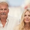 Kevin Costner assorti à son fils et chic au côté de Sienna Miller qui a fait le choix remarqué de la transparence