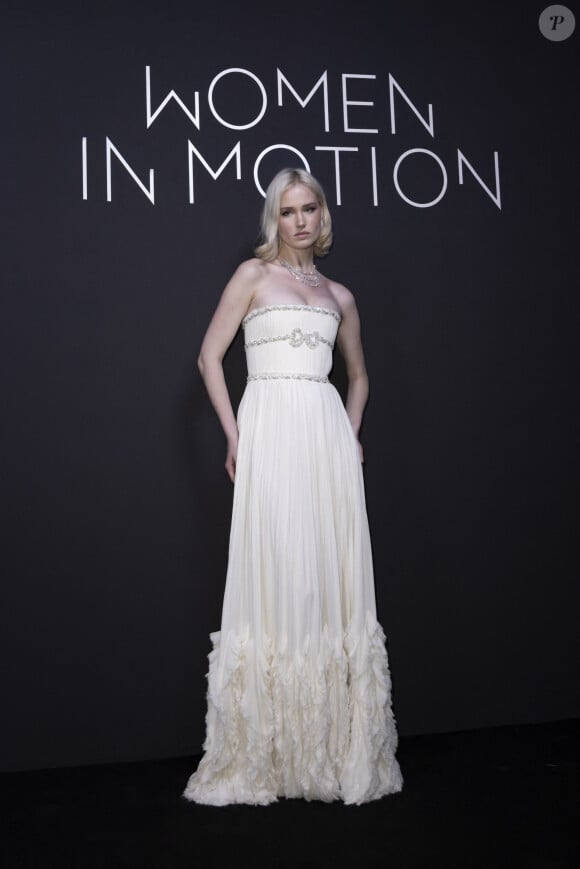 Lara Cosima - Photocall du dîner "Women in Motion" par le groupe Kering, Place de la Castre, lors du 77ème Festival International du Film de Cannes le 19 mai 2024. © Olivier Borde/Bestimage