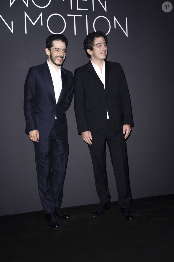 Elisha Karmitz et Nathanaël Karmitz - Photocall du dîner "Women in Motion" par le groupe Kering, Place de la Castre, lors du 77ème Festival International du Film de Cannes le 19 mai 2024. © Olivier Borde/Bestimage